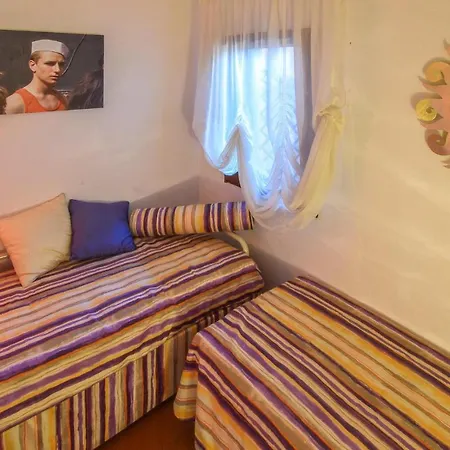 3 Bedroom Amazing In Nyaraló Porto Rotondo