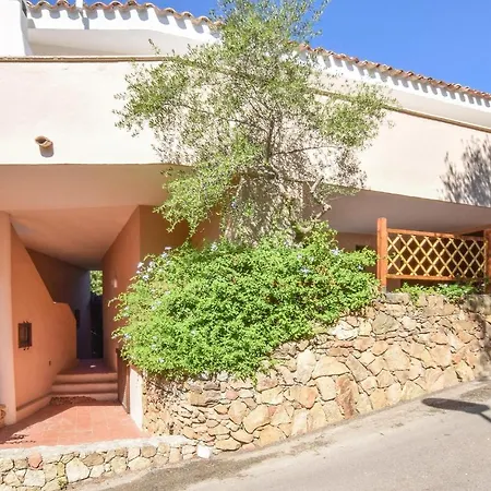 3 Bedroom Amazing In Nyaraló Porto Rotondo